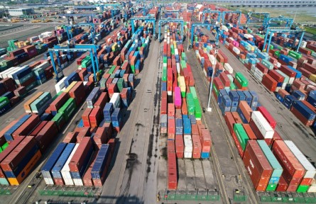 對外貿(mào)易高質(zhì)量發(fā)展 high-quality development of foreign trade