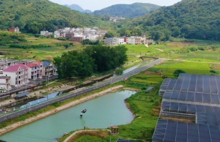 江西九江柴桑區(qū)：推進(jìn)河長制 打造水生態(tài)文明村