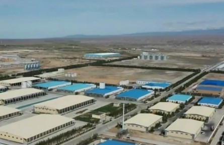 新疆：加大對(duì)內(nèi)對(duì)外開(kāi)放力度 形成新的經(jīng)濟(jì)增長(zhǎng)點(diǎn)