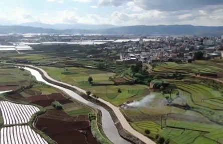 云南各地大力興修農田水利工程 給春耕春播“蓄水解渴”