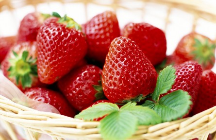 辟謠 | 多吃草莓會胖？個頭大是打了膨大劑？幫你解答