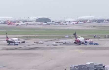 廣東深圳：“多元通關(guān)”暢通航空物流 為供應(yīng)鏈穩(wěn)定注入“強(qiáng)心針”