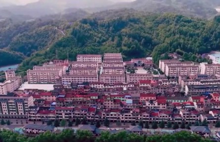 【沿著總書記的足跡】奮楫篤行踐初心 三秦大地譜新篇