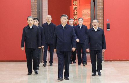 習(xí)近平：弘揚偉大建黨精神和延安精神 為實現(xiàn)黨的二十大提出的目標任務(wù)而團結(jié)奮斗