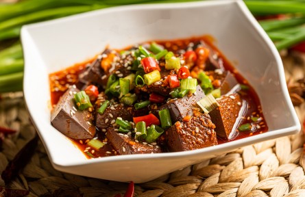 辟謠 | 吃啥補(bǔ)啥？這些說(shuō)法未必有道理