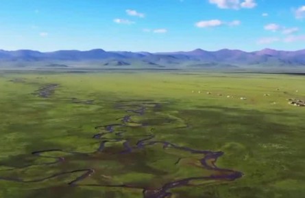 【穩(wěn)經(jīng)濟(jì) 促發(fā)展 強(qiáng)信心·權(quán)威訪談】推動經(jīng)濟(jì)發(fā)展綠色轉(zhuǎn)型 建設(shè)美麗中國