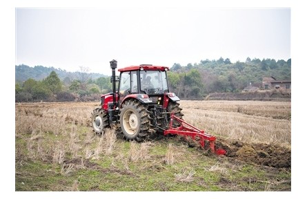 農(nóng)業(yè)機械化鑄造農(nóng)業(yè)農(nóng)村新實力