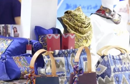 第三屆中國(guó)國(guó)際消費(fèi)品博覽會(huì)：新品發(fā)布會(huì)開啟 118件新品集中首發(fā)首秀