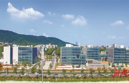 高?？萍汲晒绾螐摹皶堋本徒稀柏浖堋?></a></td>
<td align=