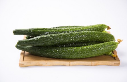 辟謠 | 每天吃一根黃瓜，身體會(huì)發(fā)生什么變化？真的降血壓、降血糖？