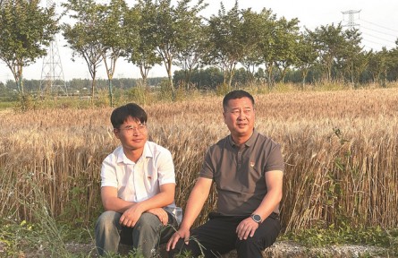 結(jié)對(duì)蹲點(diǎn) 與榜樣同行|孟凡余：從“跳回農(nóng)門(mén)”到“種出國(guó)門(mén)”