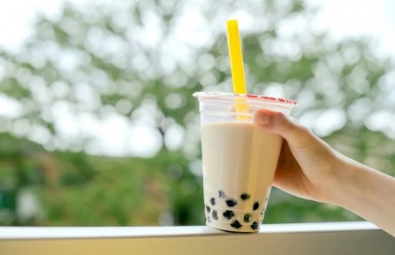 健康問(wèn)答|年輕人的“續(xù)命快樂(lè)水”奶茶為何會(huì)導(dǎo)致失眠？