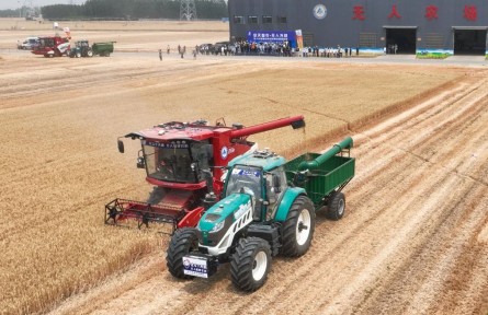 山東：智能設(shè)備接力 夏收進(jìn)度過半