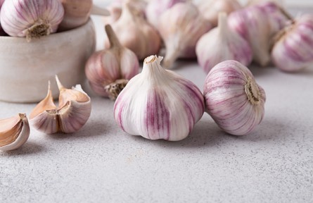 風(fēng)油精滴在大蒜上可以替代蚊香驅(qū)蚊？