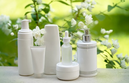 辟謠|用含酒精的護(hù)膚品會毀臉？