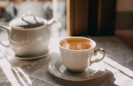 辟謠|小孩喝茶會影響鐵吸收？