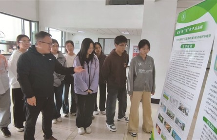 青春執(zhí)筆，書寫家鄉(xiāng)“特”“優(yōu)”故事