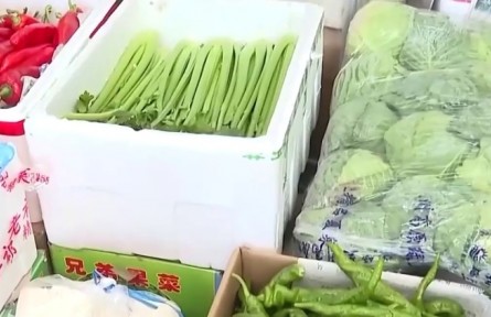 新年臨近 青藏高原農副產品集散中心備貨忙